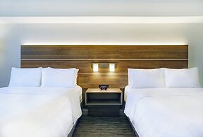 Holiday Inn Express Whitby by IHG