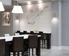 Hampton Inn & Suites Memphis-Beale Street