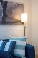 The Sunshine Hotel and Suites