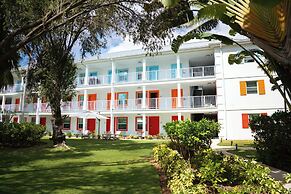 The Sunshine Hotel and Suites