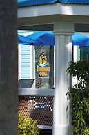 The Sunshine Hotel and Suites