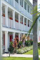 The Sunshine Hotel and Suites