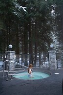 Summit Lodge Boutique Hotel