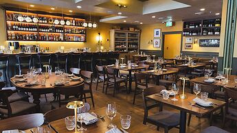 Summit Lodge Boutique Hotel