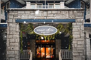 Summit Lodge Boutique Hotel