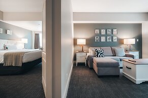 Summit Lodge Boutique Hotel