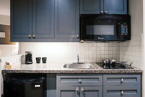 Summit Lodge Boutique Hotel