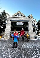 Summit Lodge Boutique Hotel