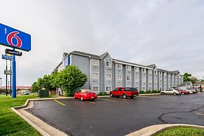 Motel 6 Indianapolis, IN