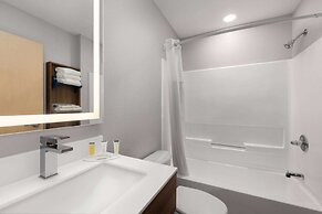 Microtel Inn & Suites by Wyndham Independence