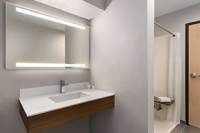 Microtel Inn & Suites by Wyndham Independence