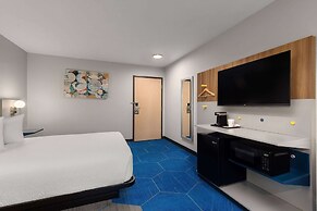 Microtel Inn & Suites by Wyndham Independence