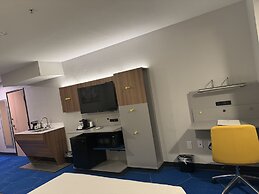 Microtel Inn & Suites by Wyndham Independence