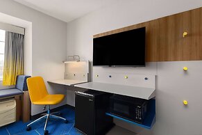 Microtel Inn & Suites by Wyndham Independence