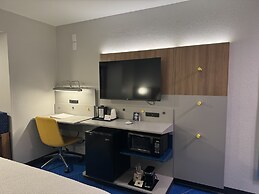 Microtel Inn & Suites by Wyndham Independence