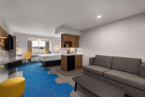 Microtel Inn & Suites by Wyndham Independence