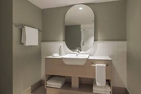 Pacific Hotel Cairns