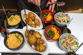 Pacific Hotel Cairns