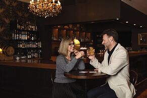 Hadley's Orient Hotel