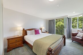 Burnett Riverside Hotel