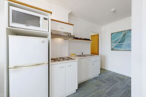 Burnett Riverside Hotel