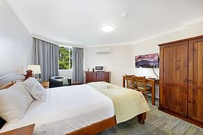 Burnett Riverside Hotel