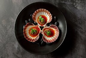 Pullman Reef Hotel Casino