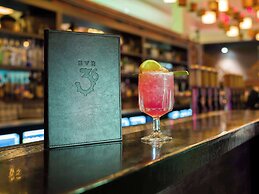 Pullman Reef Hotel Casino