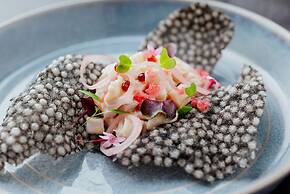 Pullman Reef Hotel Casino