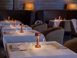 Pullman Reef Hotel Casino