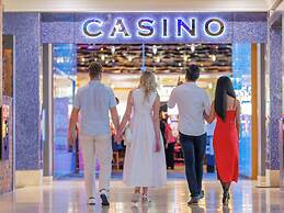 Pullman Reef Hotel Casino