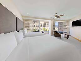 Pullman Reef Hotel Casino