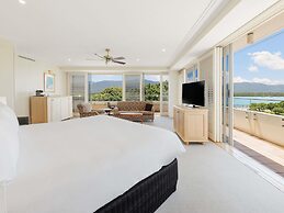 Pullman Reef Hotel Casino