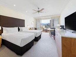 Pullman Reef Hotel Casino