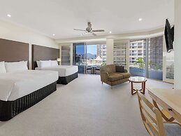 Pullman Reef Hotel Casino