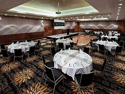 Pullman Reef Hotel Casino