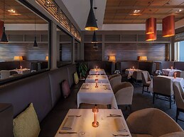 Pullman Reef Hotel Casino