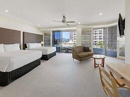 Pullman Reef Hotel Casino