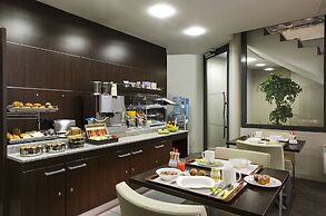 Citadines République Paris