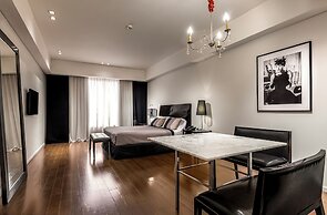 Broadway Hotel & Suites