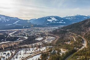 Coast Hillcrest Hotel