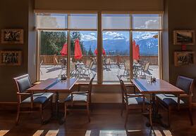 Coast Hillcrest Hotel