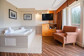 Coast Hillcrest Hotel