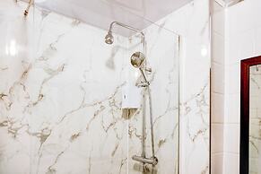 Warwickshire Park Hotel Kenilworth by Belvilla