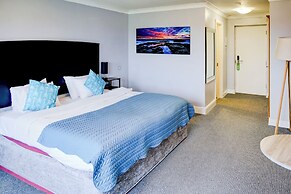 Warwickshire Park Hotel Kenilworth by Belvilla