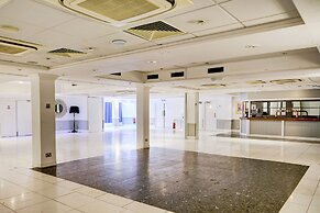 Warwickshire Park Hotel Kenilworth by Belvilla