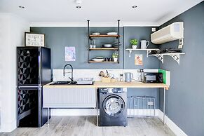 Warwickshire Park Hotel Kenilworth by Belvilla