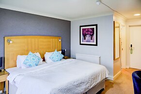 Warwickshire Park Hotel Kenilworth by Belvilla