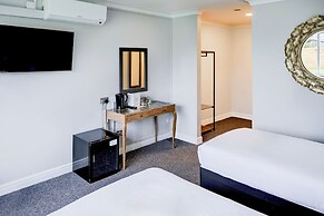 Warwickshire Park Hotel Kenilworth by Belvilla