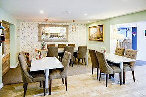 Warwickshire Park Hotel Kenilworth by Belvilla